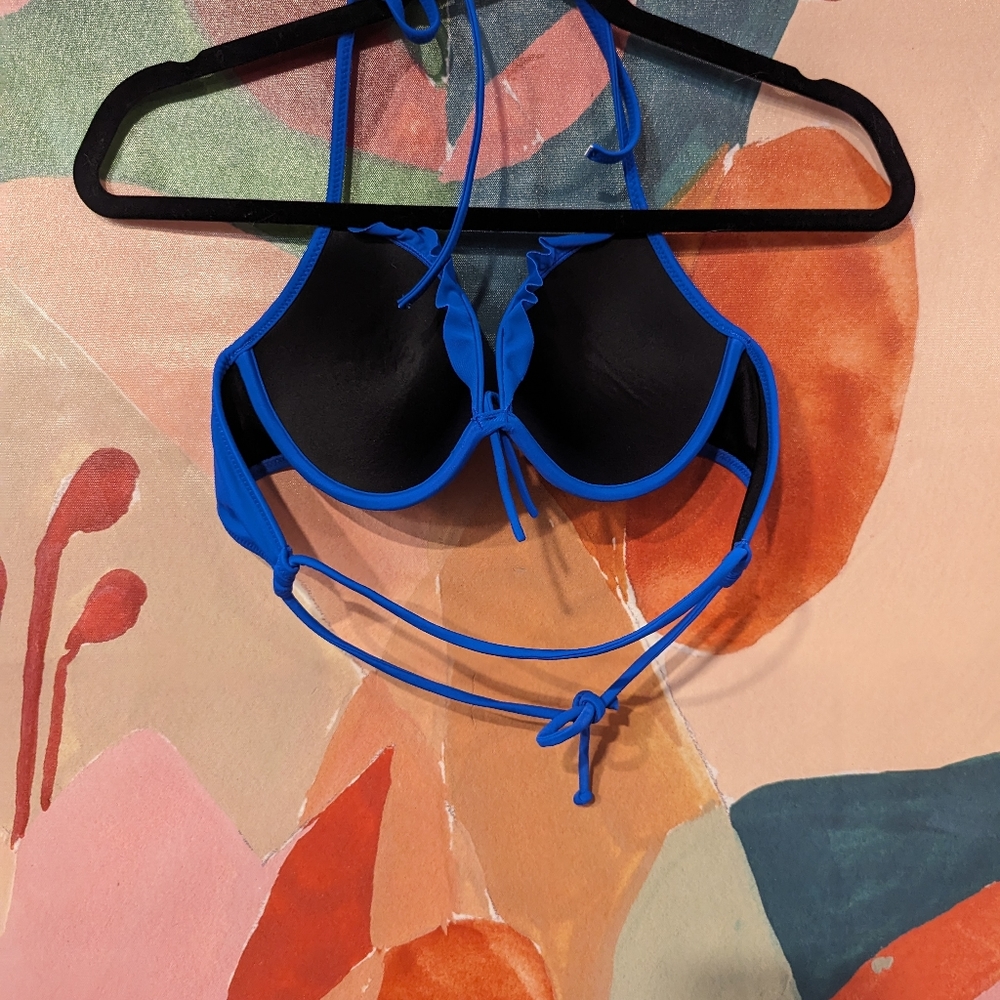 DONATED TO MAUI. - Picture 3 of 3